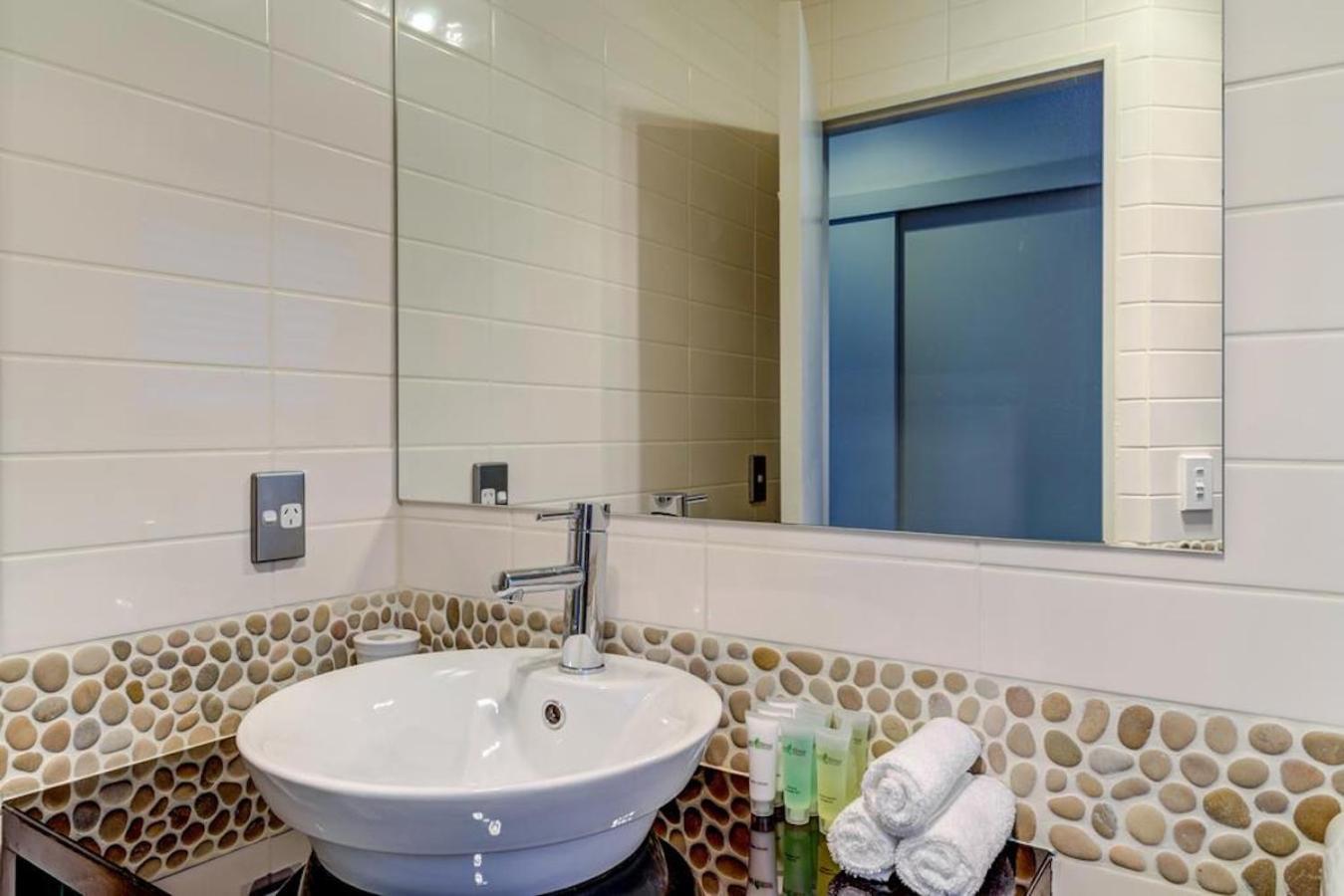 Lakefront Luxury Penthouse Central Queenstown Zewnętrze zdjęcie